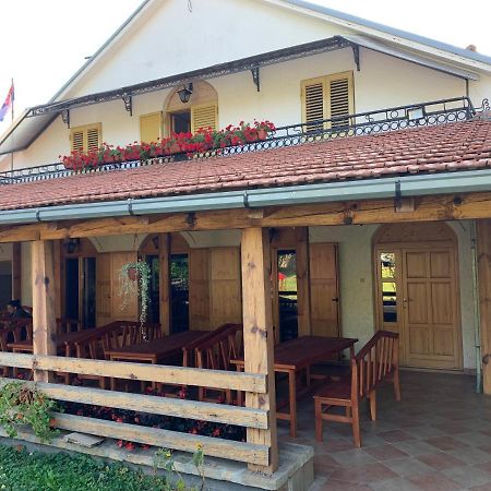 منزل الضيف Irig  في Domacinstvo Bakic المظهر الخارجي الصورة